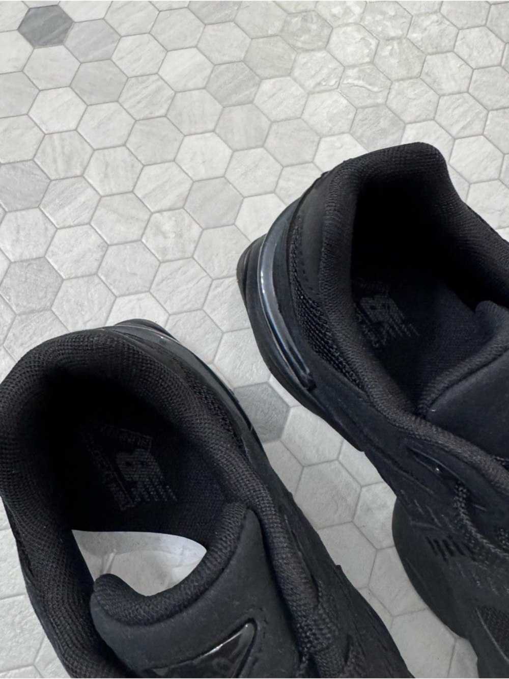 New Balance 9060 black sneakers youth - Picture 5 of 8